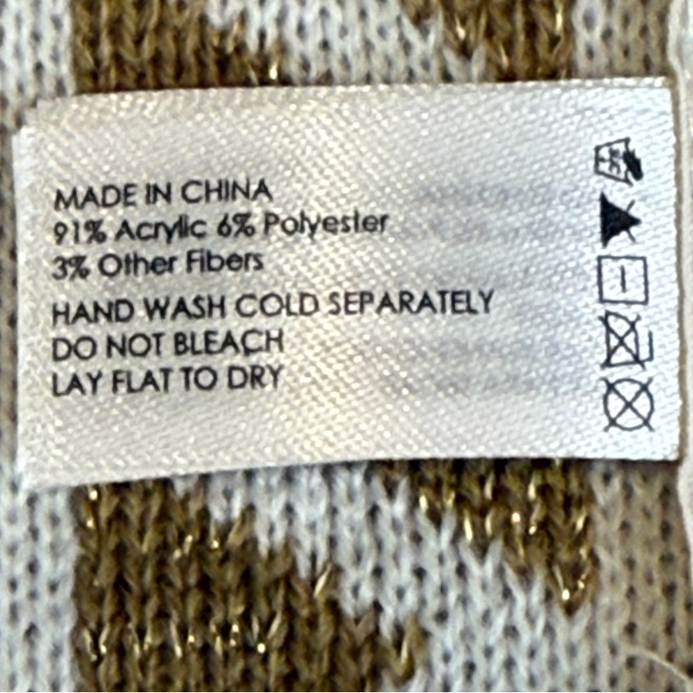 🆕 Michael Kors Gold Logo Knit Hat, Scarf & Gloves Set ✨✨New Without Tags - Picture 11 of 11